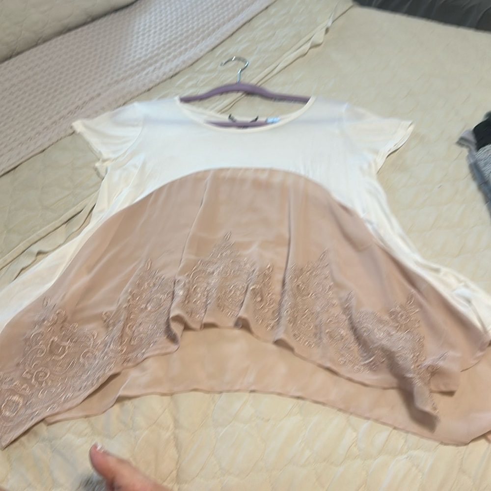 Women’s bke boutique size small top, like new